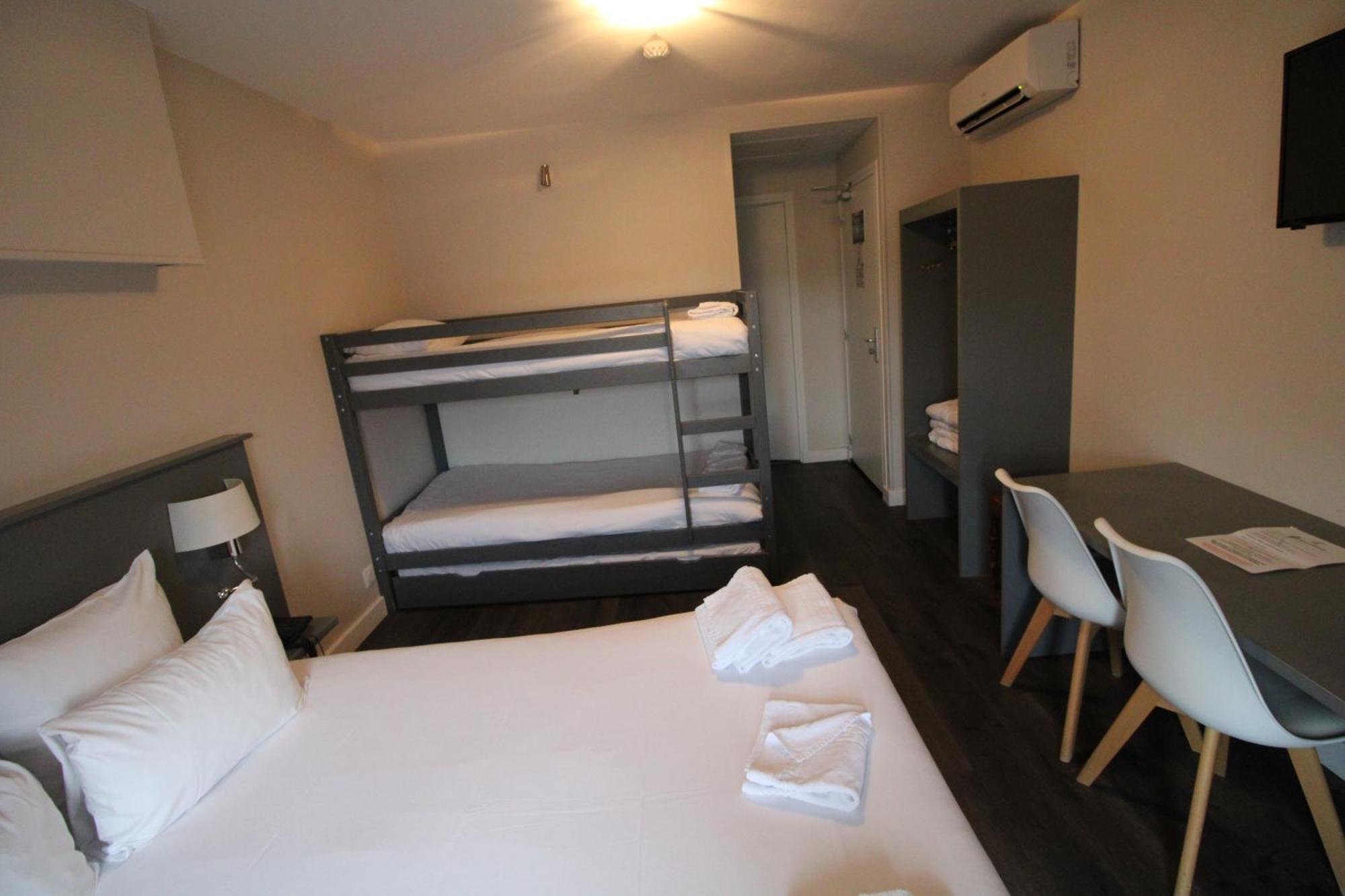 Hotel Casabianca มูแล็ง ภายนอก รูปภาพ
