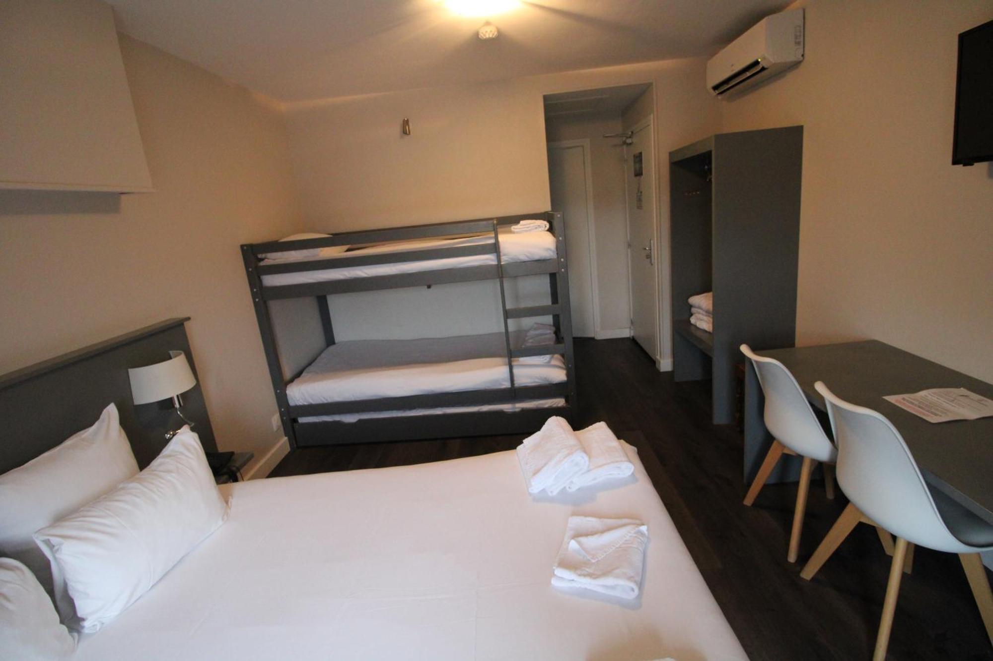 Hotel Casabianca มูแล็ง ภายนอก รูปภาพ